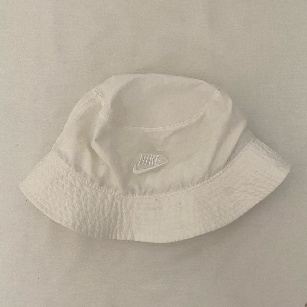 White Nike Sportswear Bucket Hat
